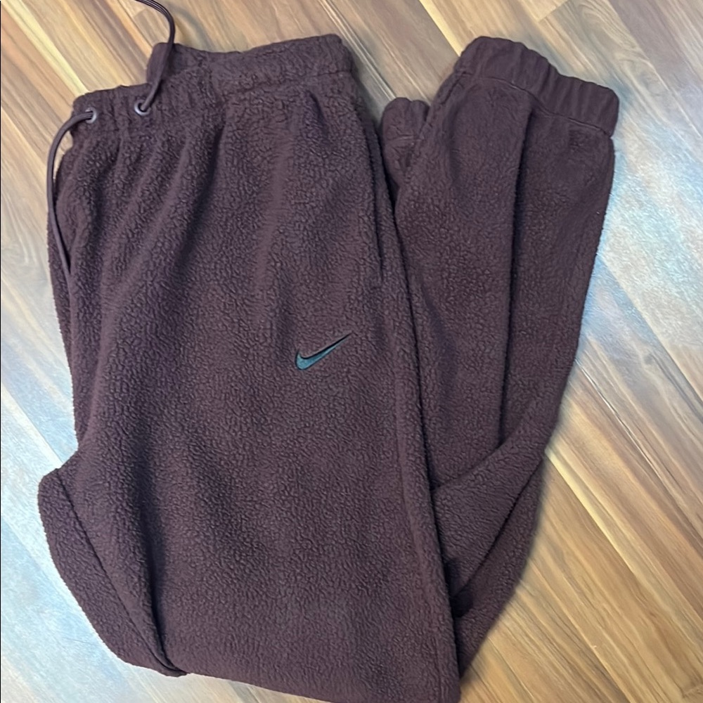Nike Maroon Fleece Sweatpants With tags - Picture 5 of 5